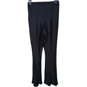 Boohoo Black Plisse Flare Leg Pull On Trousers Flare  Size 8 Pants